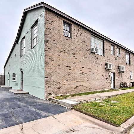 Cozy Galveston Apartment - Walk To Beach And Dining Buitenkant foto
